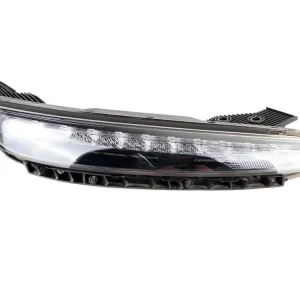 Hit sprzedaży LAMPA PRAWA PRZEDNIA GRNA LED DRL HYUNDAI KONA 21-23 r. LIFT 92208-J9600 PL170304